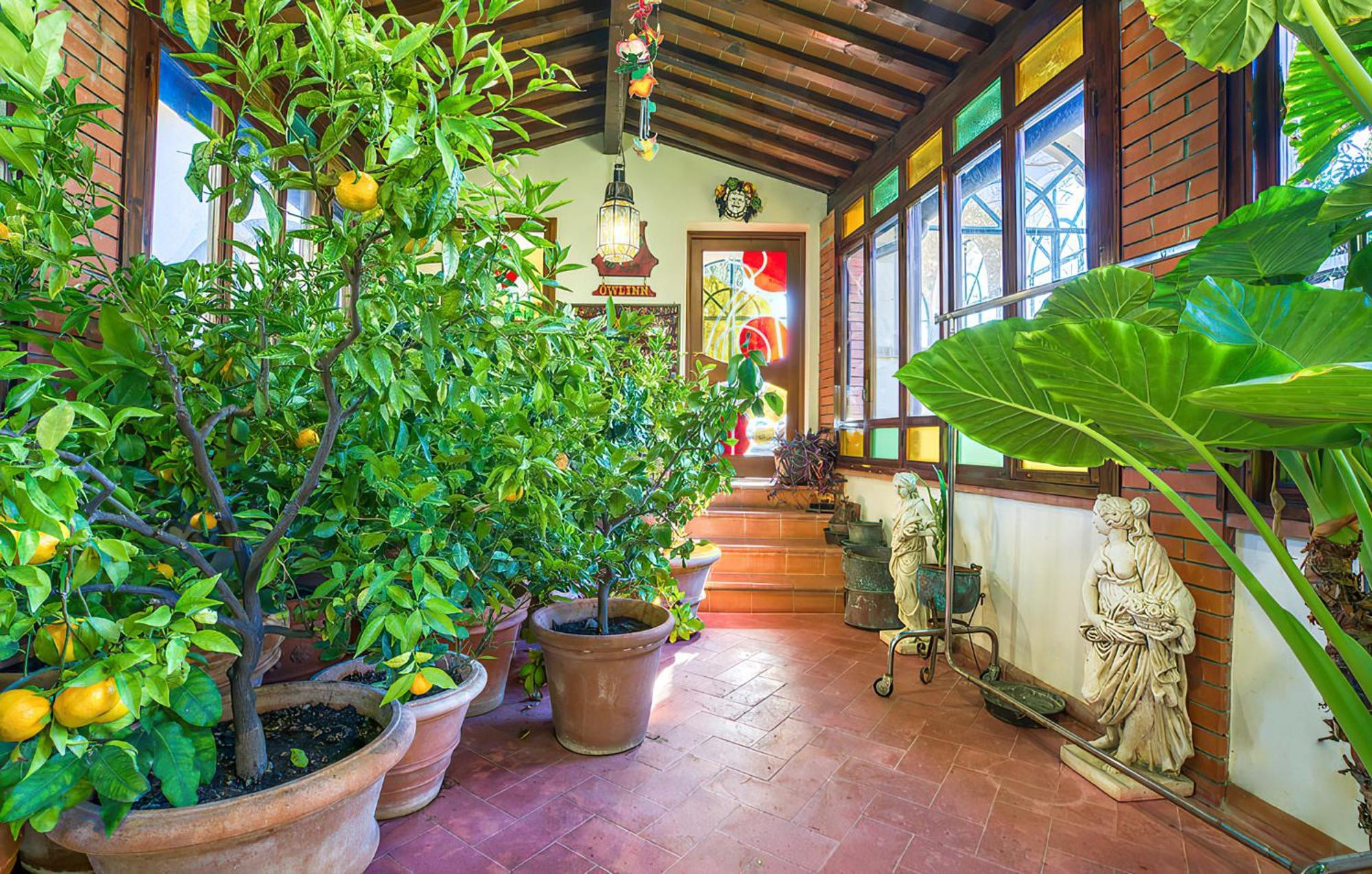 Villa Tuscany Gorello. In Toscana. Jacuzzi Con Tetto In Cristallo,piscina